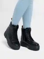 Ботинки женские, утеплённые