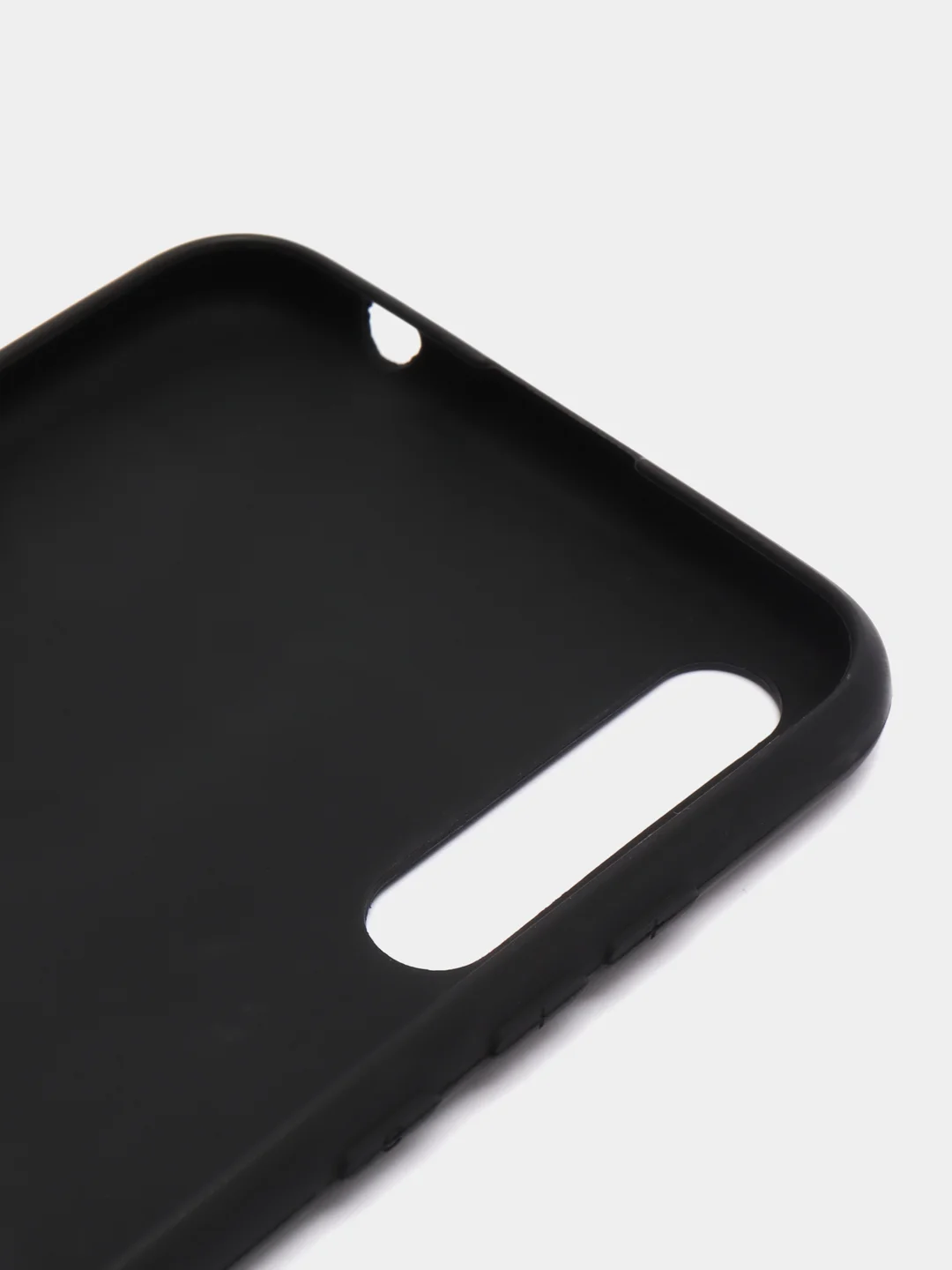 Черный чехол для Huawei Y8P