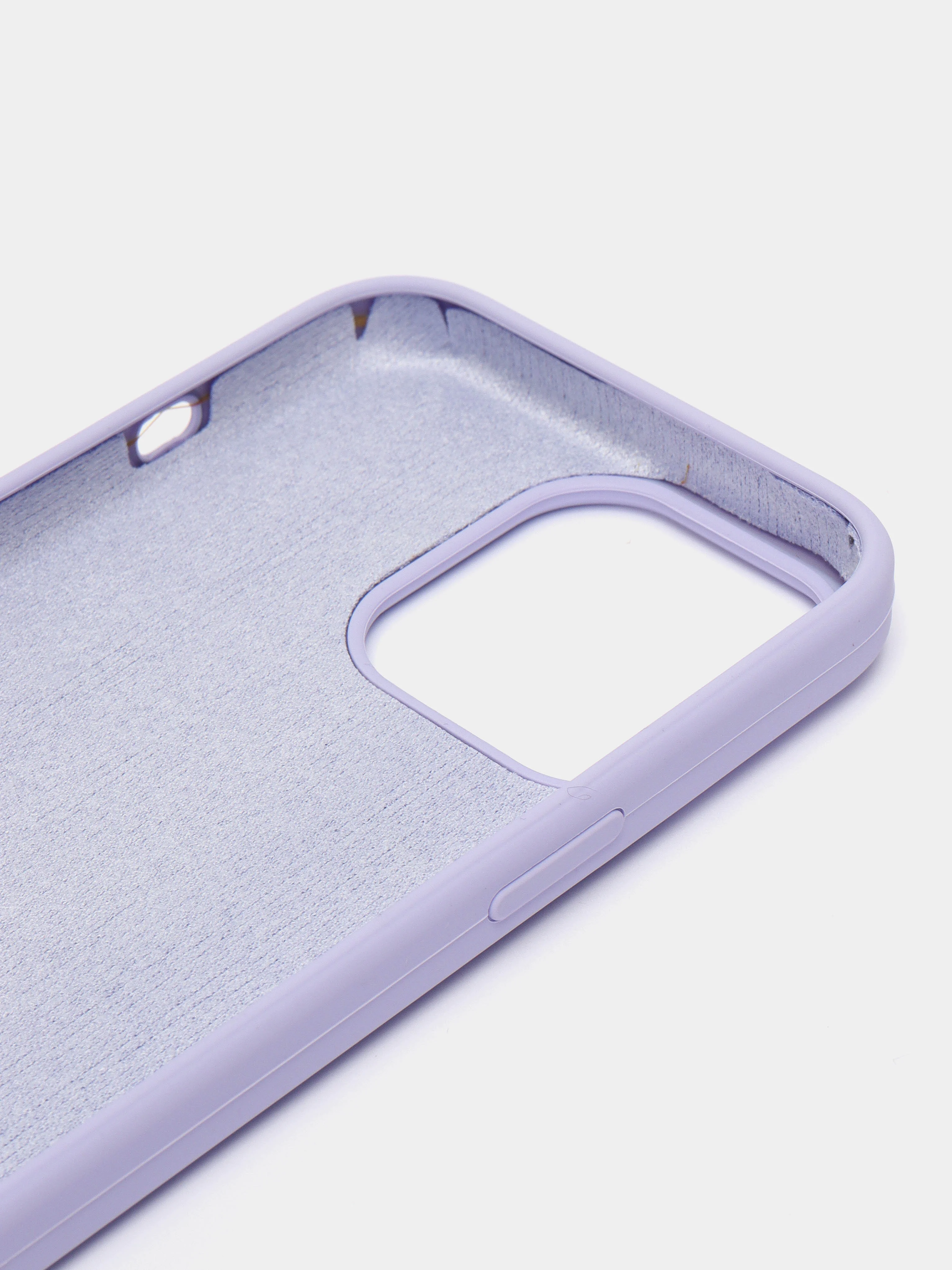 Лавандовый чехол Silicone Case для iPhone 13 Pro с закрытым низом