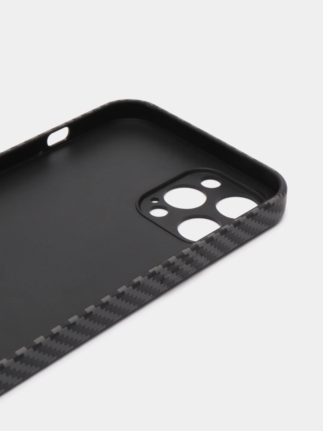 Угольный чехол Kaws для iPhone 12 Pro Max