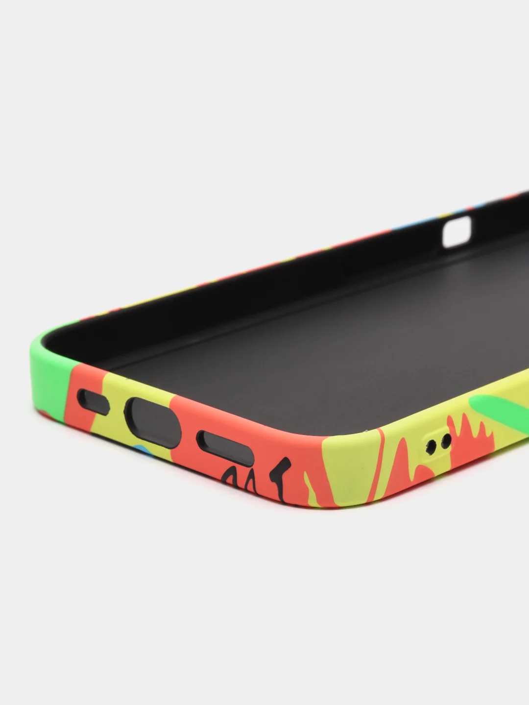 Салатовый чехол Kaws для iPhone 13 Pro