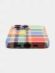 Медный чехол Kaws для iPhone 13 Pro
