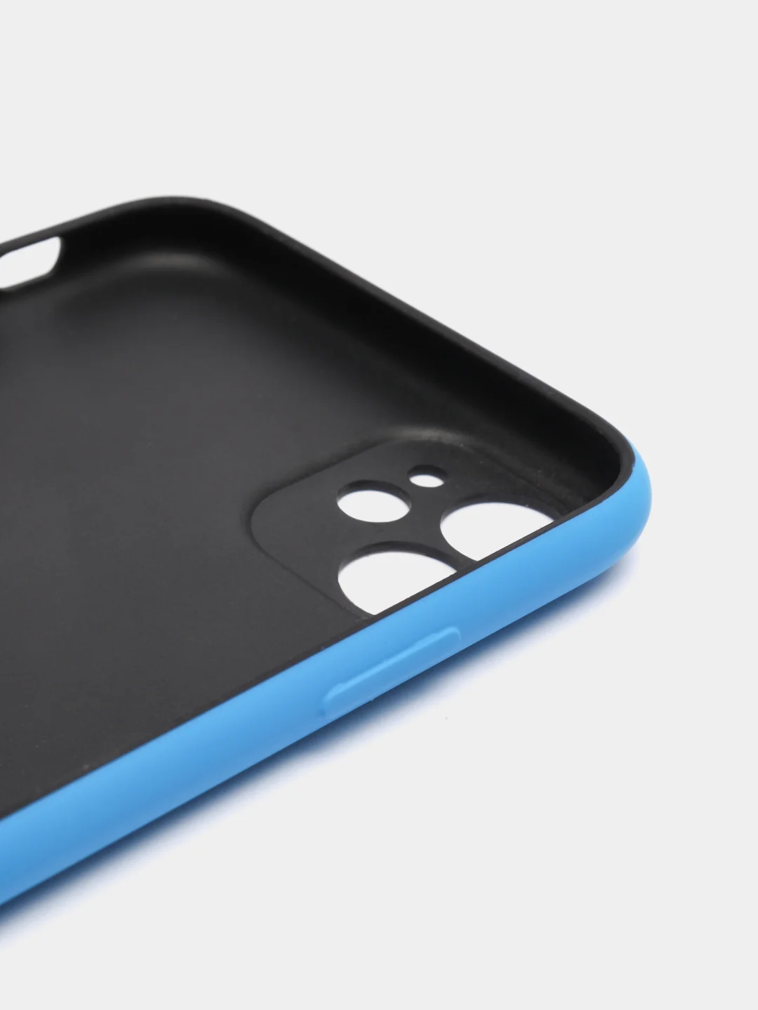 Голубой чехол для iPhone 11 KAWS