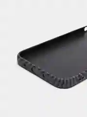 Угольный чехол для iPhone 12 Pro KAWS