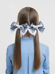 Белый бантики на резинке, 2 штуки