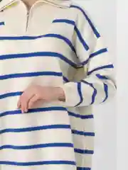 Синий свитер женский, оверсайз