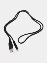 Белый сетевые зарядные устройства, USB кабеля и прикуриватель для авто