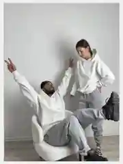 Белый спортивный костюм унисекс мужской женский