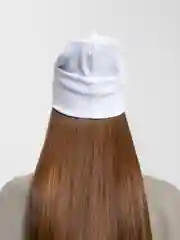 Белый шапка женская