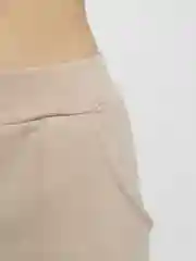 Кремовый спортивный костюм женский