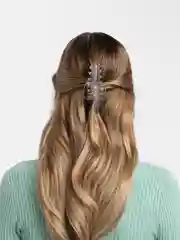 Белый крабик для волос
