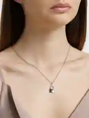 Серебряный цепочка с подвеской и замком