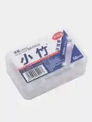 Зубная нить и зубочистка в футляре
