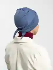 Синий бони шапочка, на завязке