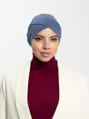 Синий бони шапочка, на завязке