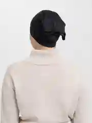 Черный шапочка мусульманская труба