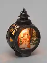 Серый новогодний фонарь