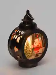 Коричневый новогодний фонарь