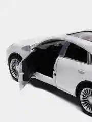 Белый металлическая машинка XHD 1:24 Porsche Cayenne Turbo S 2402 инерционная, свет, звук
