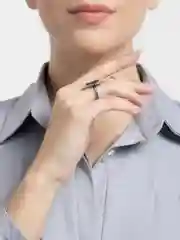 Черный кольцо "Бабочка"