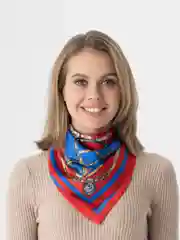 Алый платок с принтом