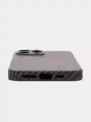 Угольный чехол Kaws для iPhone 13 Pro Max