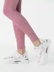 Белый кроссовки женские