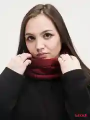 Багровый шарф снуд женский вязаный с подкладом из искусственного меха