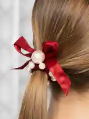 Красный резинка для волос, с жемчугом