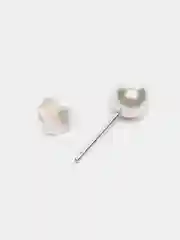 Серьги гвоздики, с жемчугом