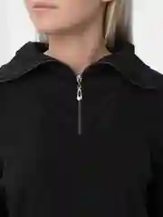 Черный женский костюм