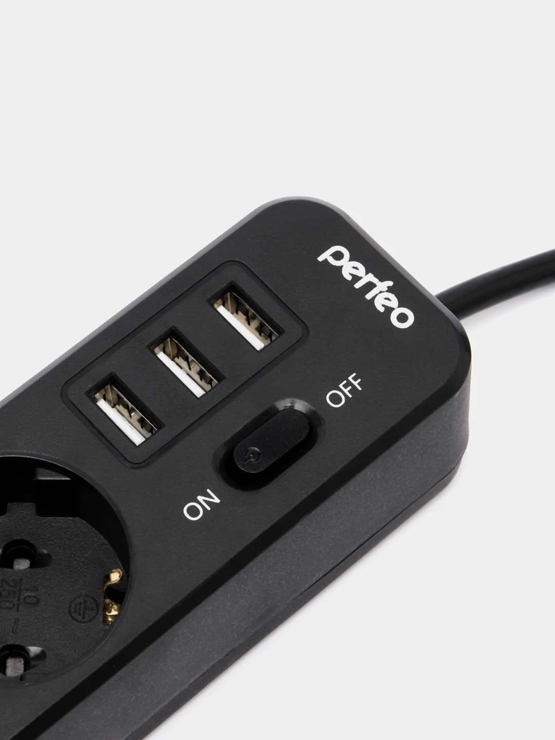 Черный сетевой фильтр удлинитель Perfeo Power Stream, 3 USB порта, 3 розетки