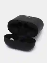 Черный беспроводные наушники