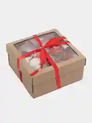 Багровый новогодний подарочный набор: мыло ручной работы, носки