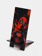 Деревянная подставка под телефон Дэдпул (Deadpool)
