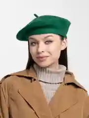Зеленый берет