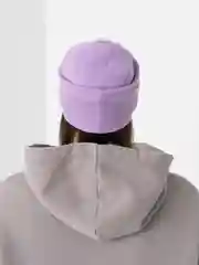 Лавандовый шапка женская