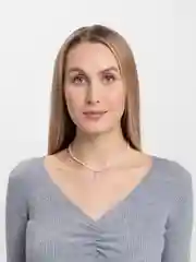Белый стильный чокер из жемчуга, с подвеской