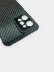 Черный чехол Realme C31 (Реалми С31) силиконовый под карбон