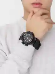 Черный мультифункциональные тактические часы