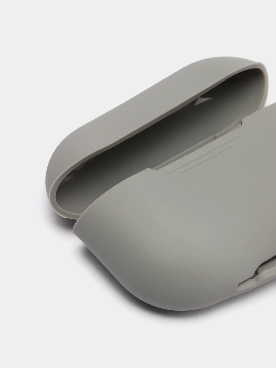 Серый чехол на Airpods Pro