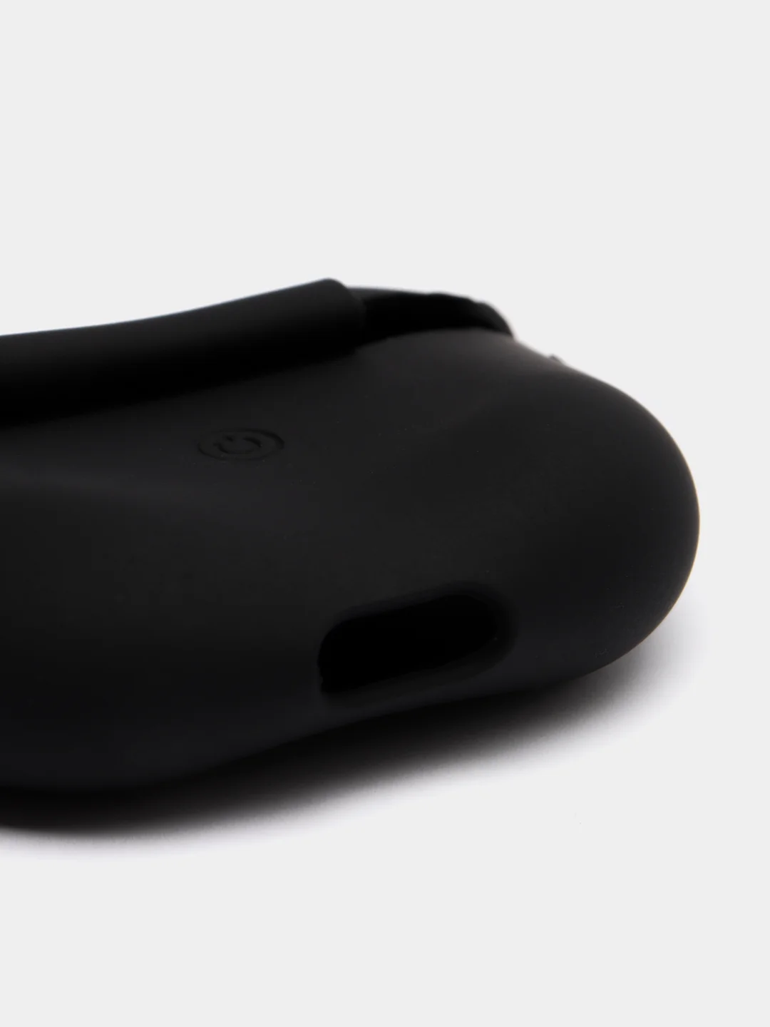 Черный чехол AirPods 3