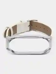 Белый ремешок для Xiaomi Mi Band 7 кожаный на фитнес браслет ми банд
