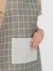 Бежевый фартук кухонный