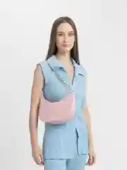 Розовый сумка-багет женская, кожаная, с элементом из цепочки