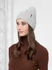 Серый шапка женская