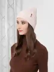 Пудровый шапка женская