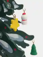Лесной зеленый ёлка новогодняя с игрушками. Дереявянная ёлочка для декора
