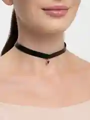 Угольный чокер с подвеской Треугольник