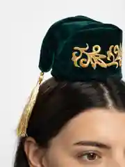 Лимонный калфак женский